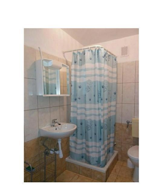 Apartmani Ivona Podgora Ngoại thất bức ảnh