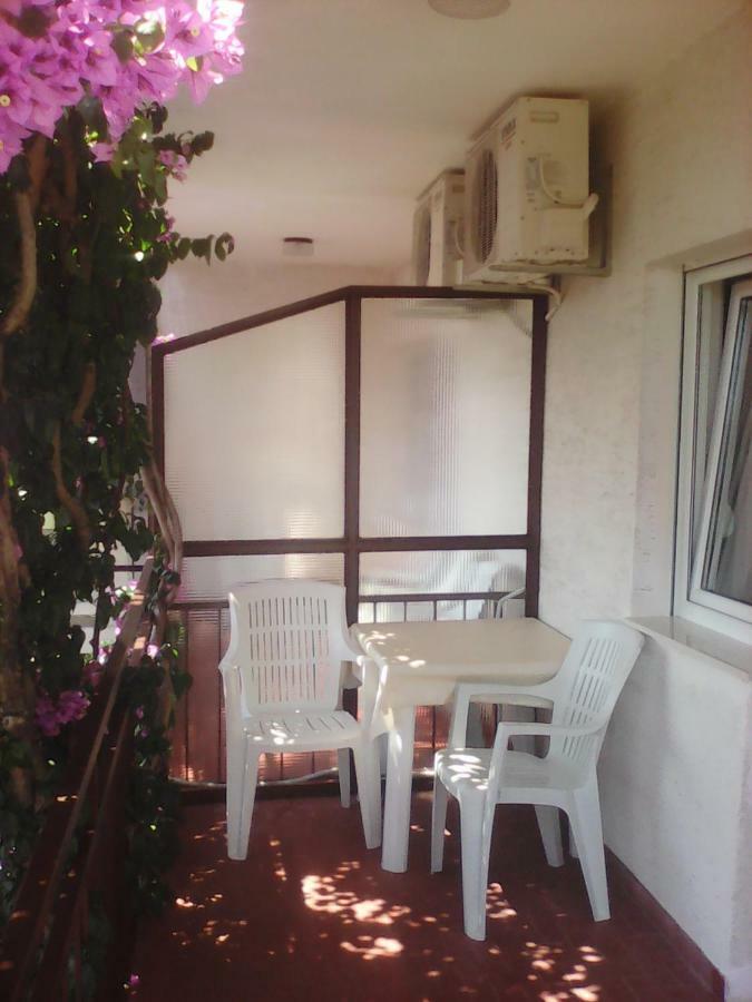 Apartmani Ivona Podgora Ngoại thất bức ảnh